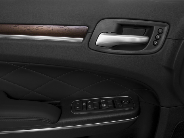 2017 Chrysler 300 300C Platinum