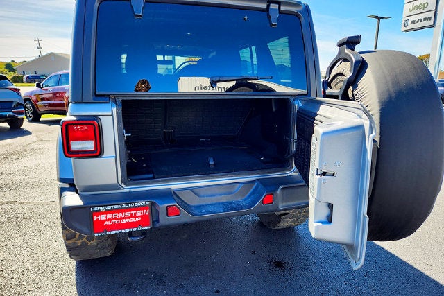 2019 Jeep Wrangler Sahara