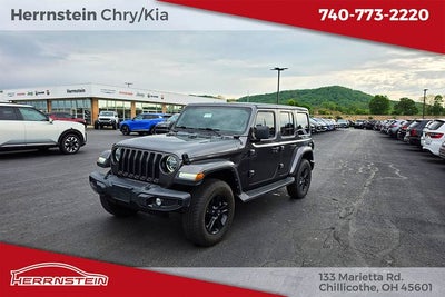 2022 Jeep Wrangler Unlimited Sahara Altitude