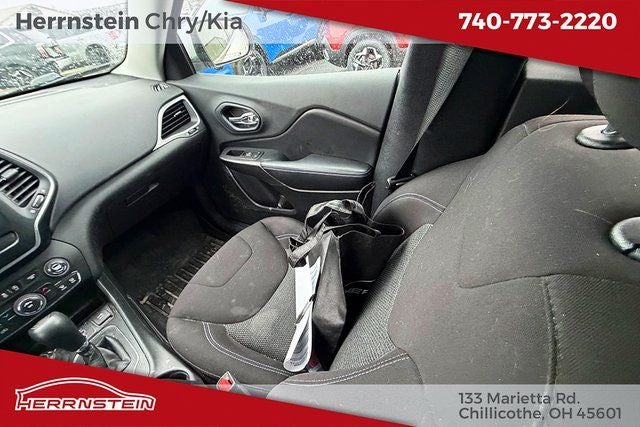 2019 Jeep Cherokee Latitude