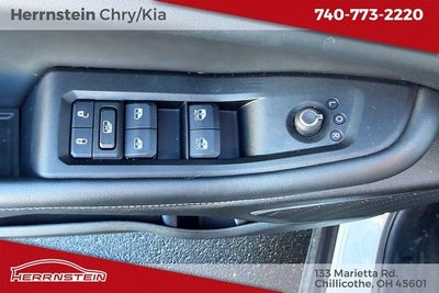 2022 Jeep Grand Cherokee Altitude