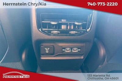 2022 Jeep Grand Cherokee Altitude