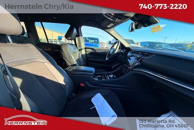 2022 Jeep Grand Cherokee Altitude