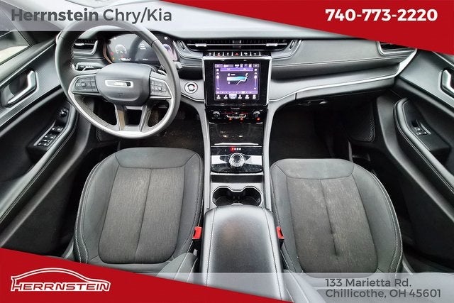 2023 Jeep Grand Cherokee L Laredo