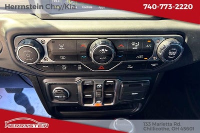 2023 Jeep Gladiator Overland