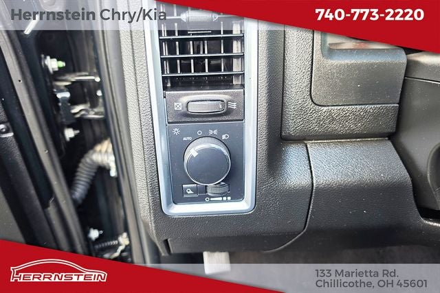 2024 RAM 1500 Classic SLT