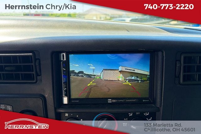 2002 Ford F-350SD Base