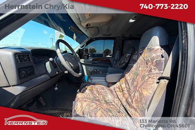 2002 Ford F-350SD Base