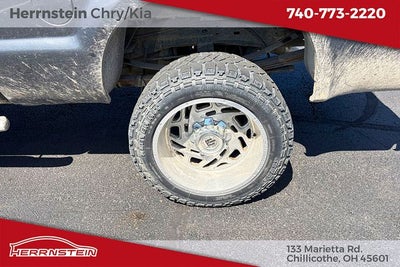 2002 Ford F-350SD Base