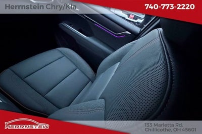 2025 GMC Acadia AWD AT4