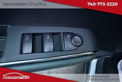 2025 GMC Acadia AWD AT4