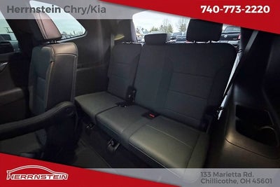 2025 GMC Acadia AWD AT4