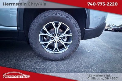 2025 GMC Acadia AWD AT4