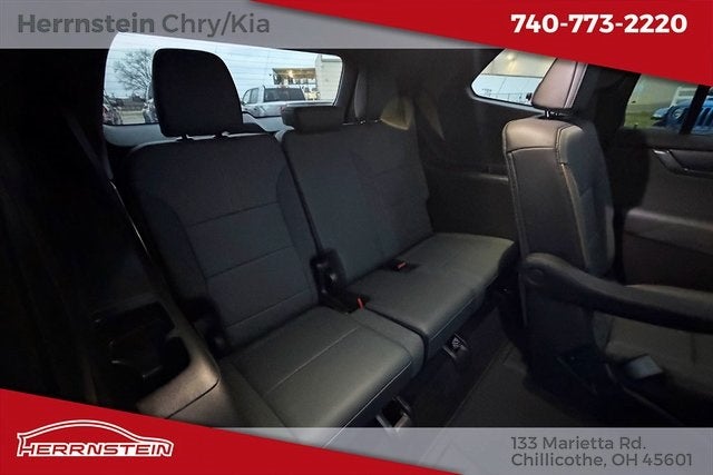 2025 GMC Acadia AWD AT4