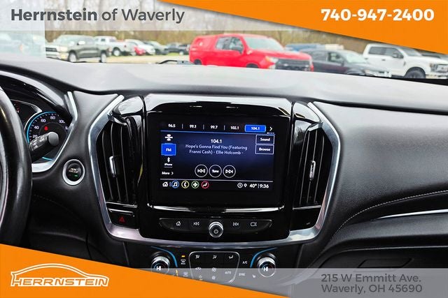 2023 Chevrolet Traverse LT Cloth