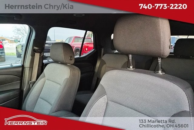 2022 Chevrolet Traverse LT Cloth