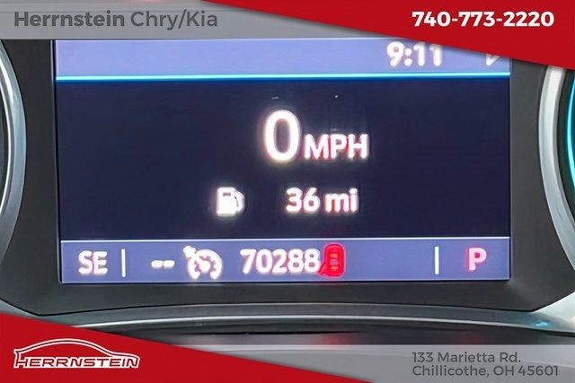 2022 Chevrolet Traverse LT Cloth