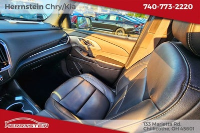 2022 Chevrolet Traverse LT Leather