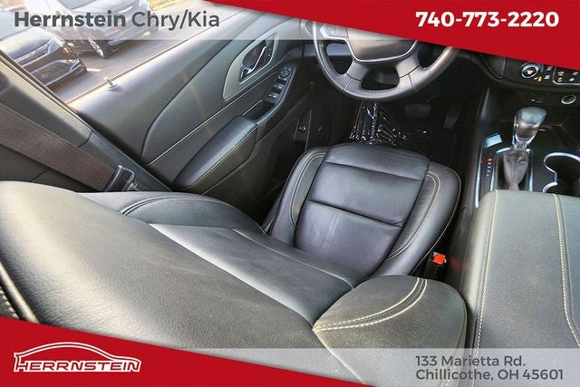 2022 Chevrolet Traverse LT Leather