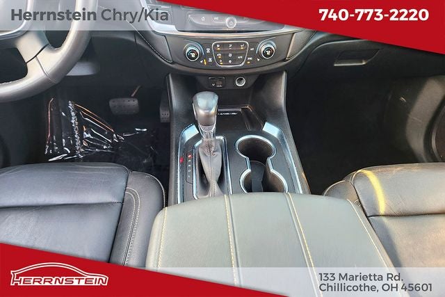 2022 Chevrolet Traverse LT Leather
