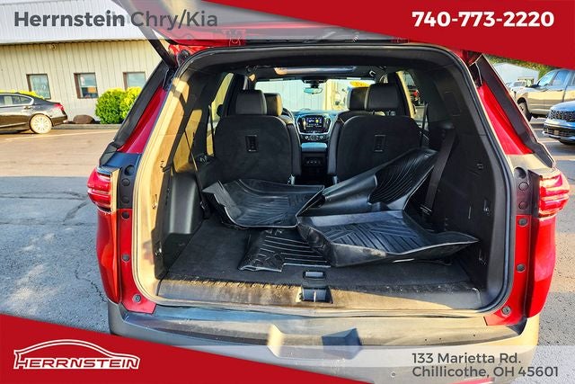2022 Chevrolet Traverse LT Leather