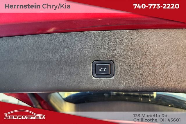 2022 Chevrolet Traverse LT Leather