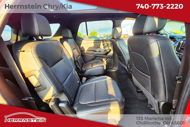2022 Chevrolet Traverse LT Leather