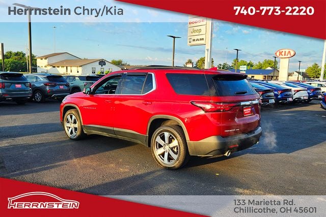 2022 Chevrolet Traverse LT Leather
