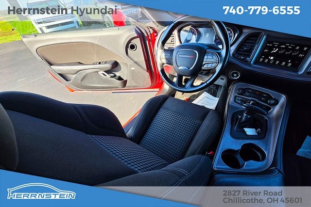 2023 Dodge Challenger SXT