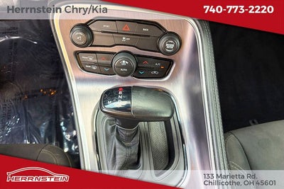 2016 Dodge Challenger SXT