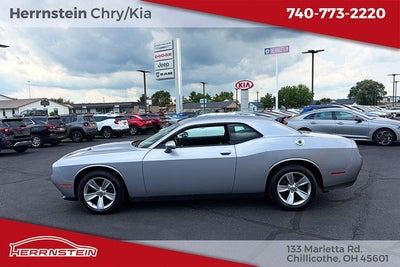 2016 Dodge Challenger SXT
