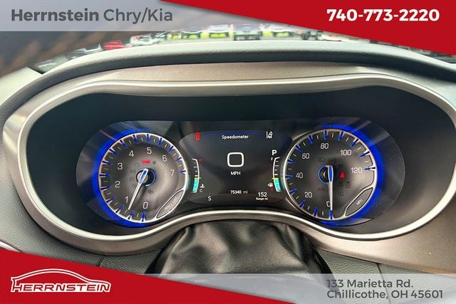 2024 Chrysler Pacifica Touring L