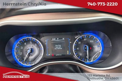 2023 Chrysler Voyager LX