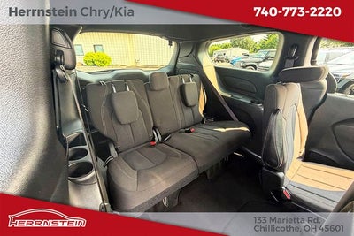 2020 Chrysler Pacifica Touring