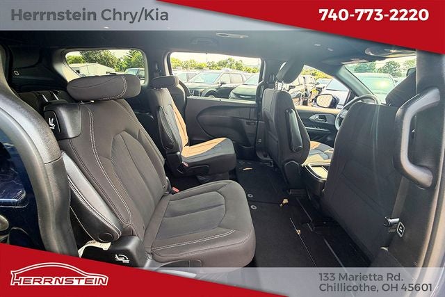 2020 Chrysler Pacifica Touring