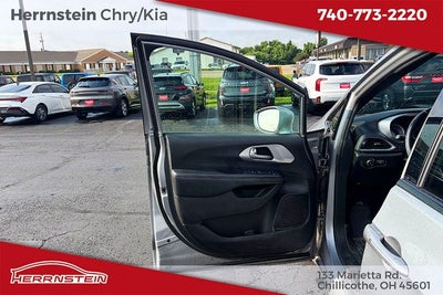 2018 Chrysler Pacifica Touring Plus
