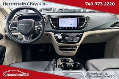 2021 Chrysler Pacifica Touring L