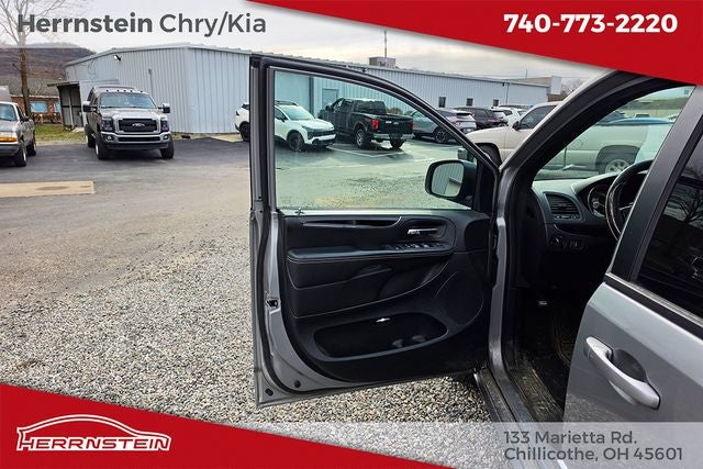 2017 Dodge Grand Caravan SE Plus