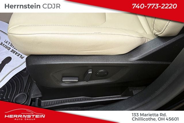 2023 Ford Edge Titanium