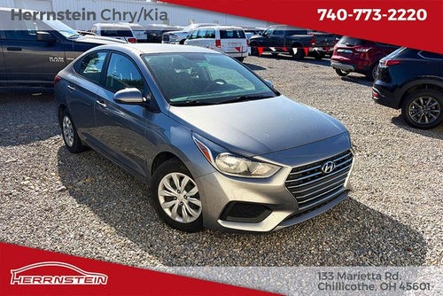 2022 Hyundai Accent SE