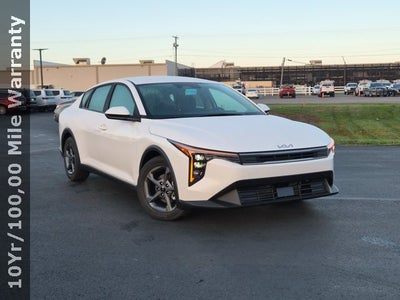 2025 Kia K4 LXS