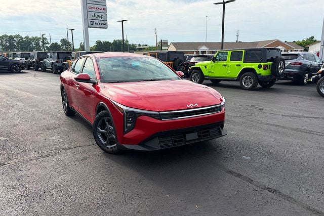 2026 Kia K4 LXS