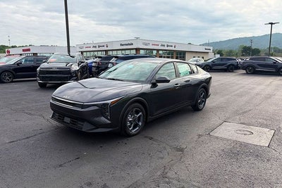 2026 Kia K4 LXS