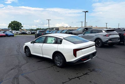2026 Kia K4 LX