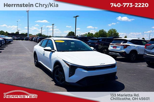 2025 Kia K4 LXS