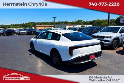 2025 Kia K4 LXS