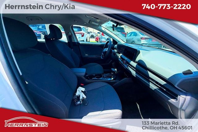 2025 Kia K4 LXS