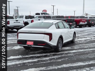 2025 Kia K4 LX