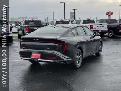 2025 Kia K4 LXS