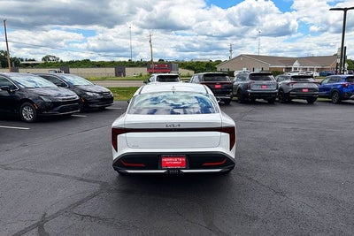 2026 Kia K4 LXS